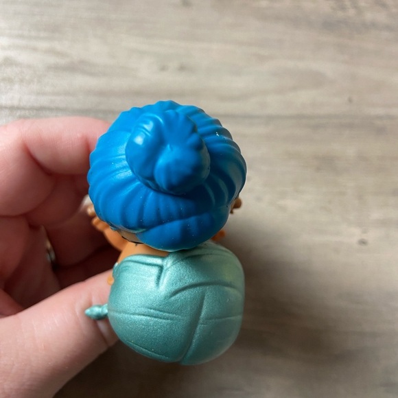 L.O.L. Surprise! Dolls- SLEEPY BONES BABE BABY, and GLAM GLITTER BRR BRRR BABY. - Picture 6 of 6